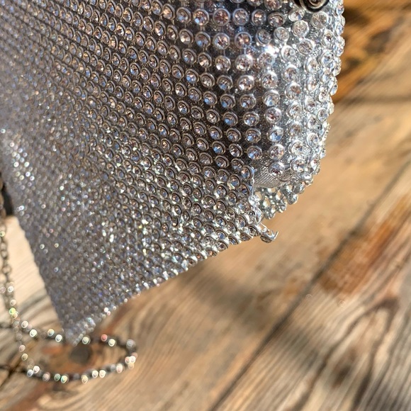 Rhinestone Clutch Crossbody Flowy mesh - Picture 15 of 15